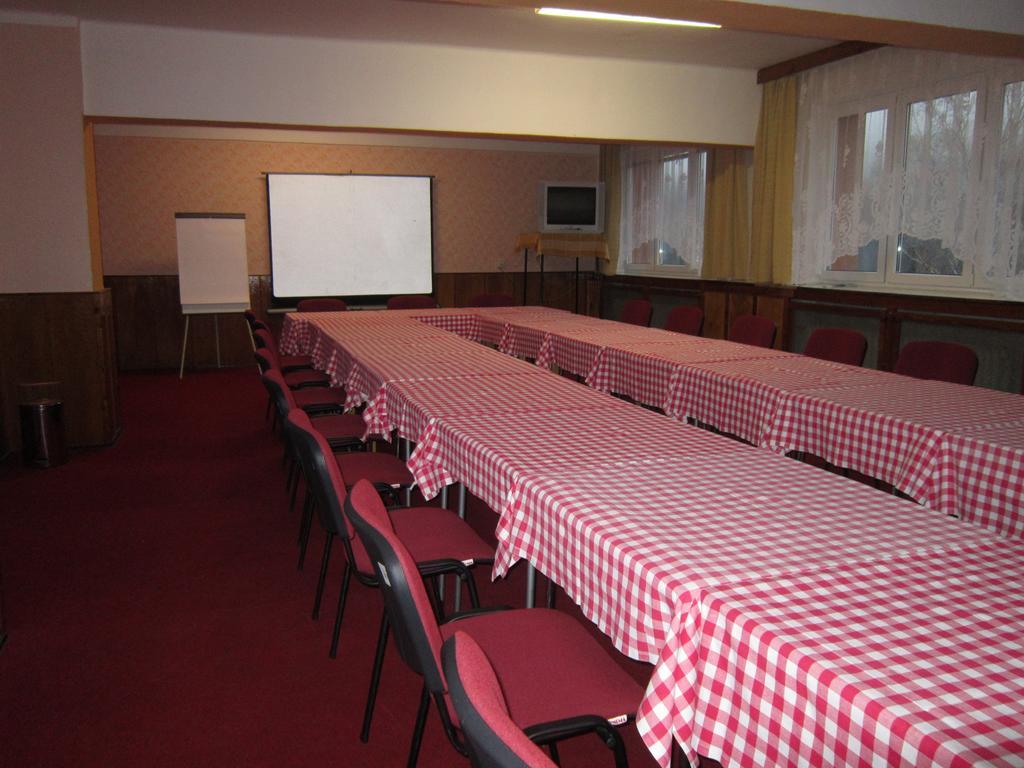 Hotel U Prehrady Morávka Esterno foto