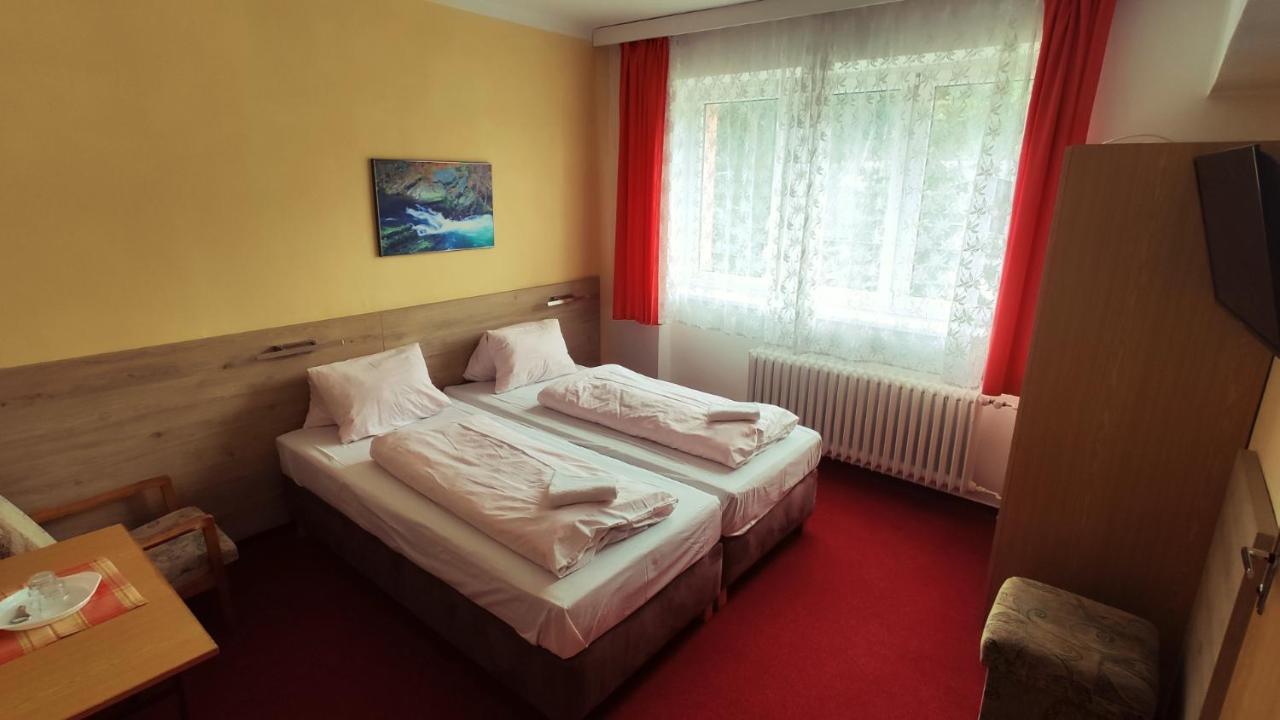 Hotel U Prehrady Morávka Esterno foto