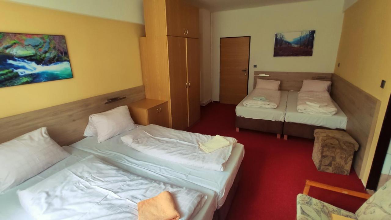 Hotel U Prehrady Morávka Esterno foto